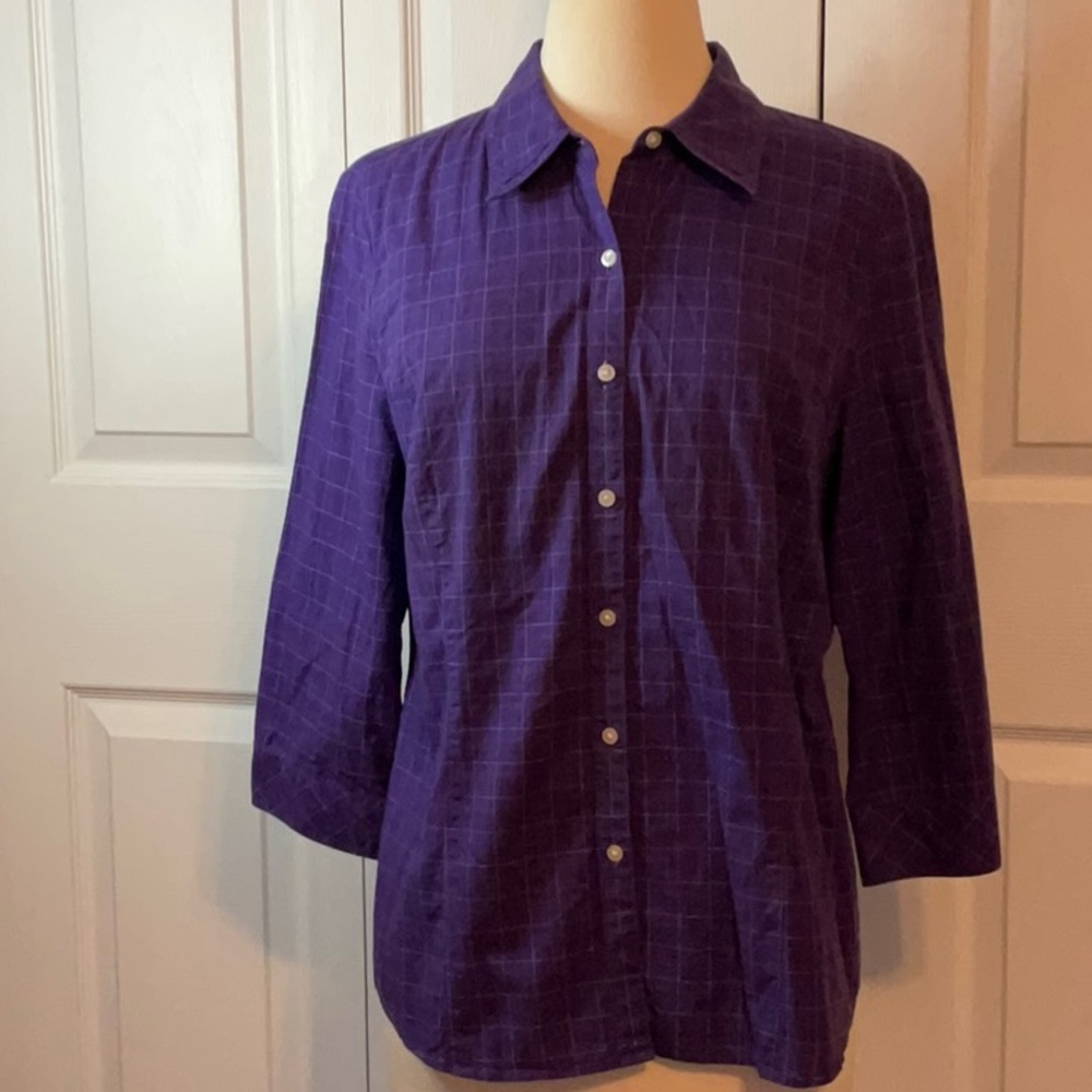 Cutter & Buck Purple Plaid Button Down Shirt Medium